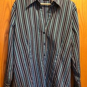 New York & Company XL blue/green shirt